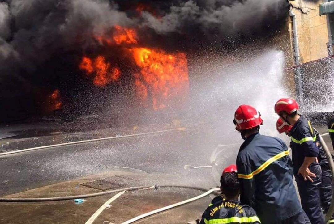 Nghiên cứu chính sách đặc thù cho lực lượng PCCC, quy định chặt chẽ điều kiện cấp phép karaoke